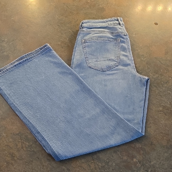 American Eagle Outfitters Denim - American Eagle Wide Leg Jeans Size Large
